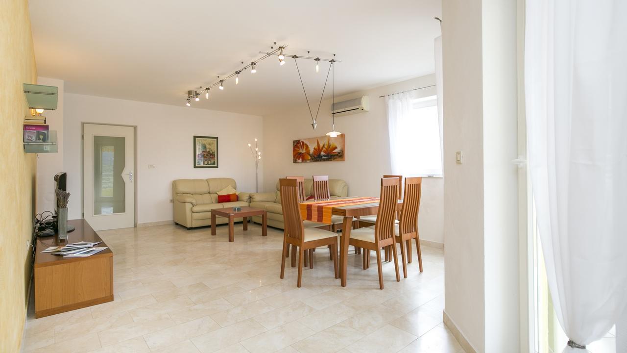 Apartment Jadranka Rabac Esterno foto