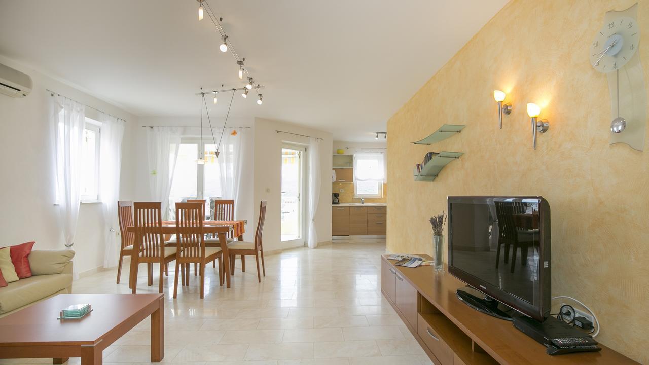 Apartment Jadranka Rabac Esterno foto